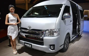 Hiace Car Rental in Buleleng